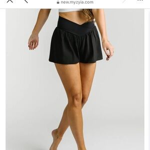 Zyia shorts black culotte shorts